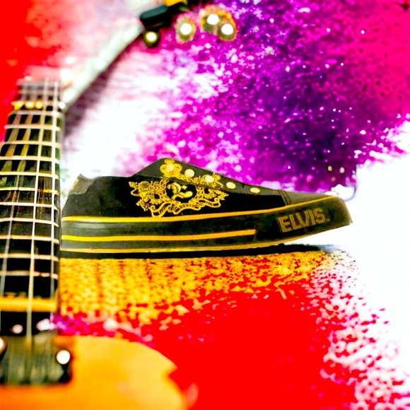 Elvis Women Gold & Black Sneakers - Picture 4 of 9